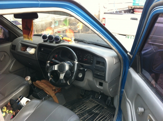 Isuzu  Dragon eye แต่งนิดหน่อย