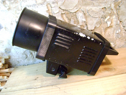 ขายไฟสตูดิโอโอพร้อมแฟลช 1 หัว ขายไฟสตูดิโอโอพร้อมแฟลช 1 หัว