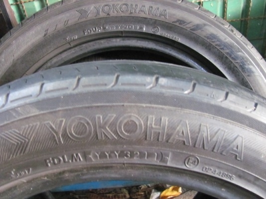 ขายยาง YOKOHAMA db 215-55-17+225-55-17 ปี 11เส้นละ 400 บาท