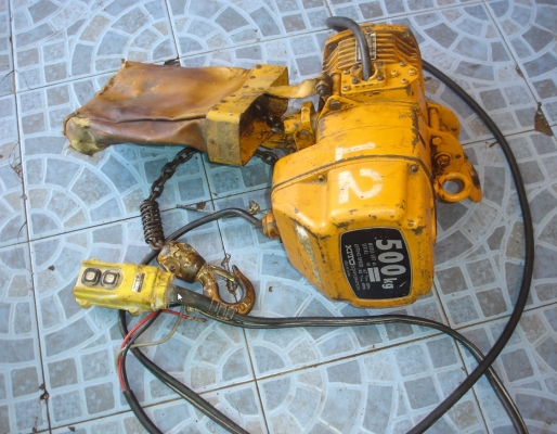 ขายรอกโซ่ไฟฟ้า KITO 500KG ไฟ3สาย