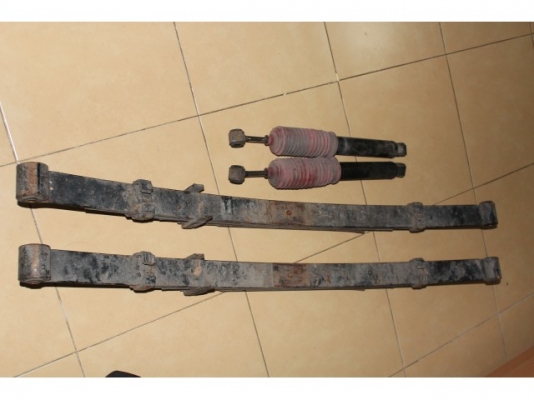 ขายแหนบ Dmax ตัวแรกยกตับ โหลด1นิ้ว แถมโช๊ค 1 คู่