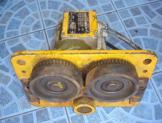 ขายมอเตอร์รอกรางไฟฟ้า KITO ไฟ3สาย