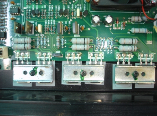 ขอขายpower รถยนต์ plaitnum pt-a7800 1200w