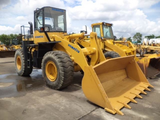 ขายด่วน รถตัก Komatsu WA 300 - 3 พร้อมใช้งาน