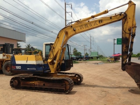 ขายรถแบคโฮ KOMATSU PC120-5 มี VDO ระบบไฟฟ้าเต็ม รถนอกนำเข้าสภาพสวย สนใจติดต่อ 089-8368497