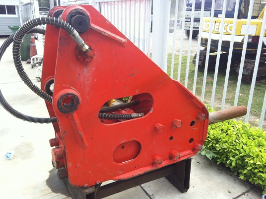 หัวเจาะ Furukawa เบอร์ 10G เก่าญี่ปุ่น สำหรับ PC120 อยู่ นครสวรรค์ครับ หัวเจาะ Furukawa เบอร์ 10G เก่าญี่ปุ่น สำหรับ PC120 อยู่ นครสวรรค์ครับ