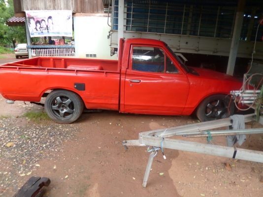 ขายดัสสัน ช้างเหยียบ สภาพพร้อมใช้งาน เอกสารพร้อมโอน