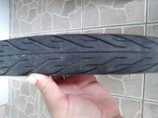 ขายล้อ DID Japan 17x1.40 พร้อมยางสวยๆ ขายล้อ DID Japan 17x1.40 พร้อมยางสวยๆ