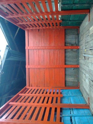 NPR 115 รถห้าง ปี 38 F หน้าหลัง ยาง 8.25