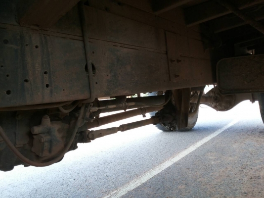 MITSUBISHI FUSO 175 HP 6D15 หกล้อดั๊มพ์ กระบะดั๊มพ์เหล็ก 6 ตันความยาว 4.30 เมตรสภาพดี เครื่องแห้งแรงดีไม่มีเยิ้ม ภายในคอนโซลครบพร้อม พวงมาลัยเพาเวอร์ ช่วงล่างใหญ่คัชซีสวยไม่มีแตกไม่มีดาม ยาง 9.00 ขอบ 20 สภาพดี 70\% พร้อมบรรทุกพร้อมใช้งาน เอกสารเล่มทะเบียนค