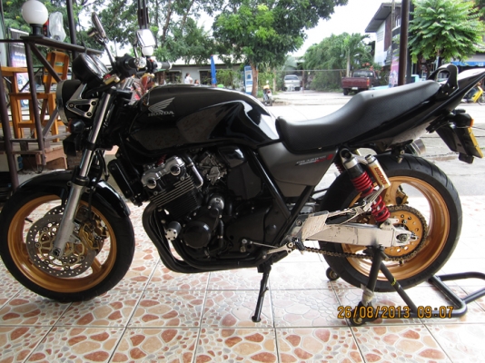 ขาย cb400 vtec3 ทะเบียนพร้อมโอน