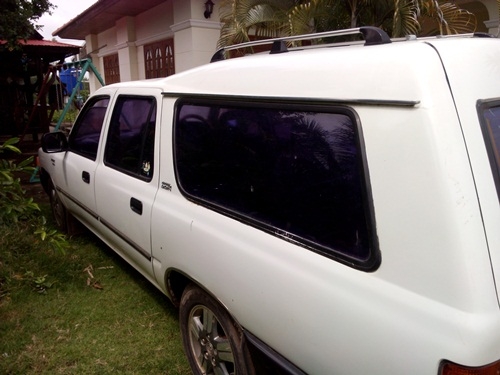 toyota ไฮลัก   แวน 4 ประตู เล่มทะเบียน