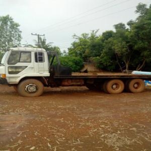 MITSU FUSO FN527คุณหลง MA 2 เพลาหางปลาขึ้น 200 สบายครับ