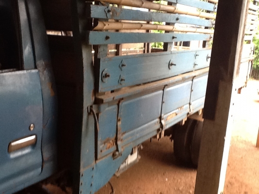 จองแล้วครับ จากหนองบัวลำภูครับ ขายด่วน tl100 ราคาเบาๆ ที่135000 เครื่อง100ฝาขาว 4bb1 แคชชีมีดามบ้างนิด หน่อยไม่ผุครับทะเบียนขาดปี52ครับยาว4.20เมตรครับ