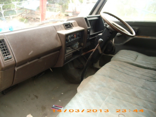 ขายรถตู้ ISUZU BUDDY 1997 มือเดียวใช้ น้อย VIP 7ที่นั่ง ปกติรับเฉพาะแขกโรงแรม-สนาบิน เอกสารพร้อมโอนพร้อมใช้