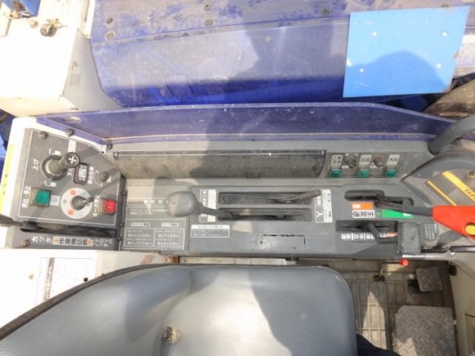 ขายรถเกี่ยวข้าว ISEKI COMBINE H034G  รุ่นใหญ่  ( เครื่องยนต์ DIESEL )  SPECS JAPAN ใช้งานน้อย 1000 กว่า ชม  แท้จากญี่ปุ่น