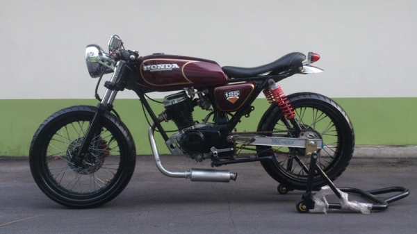 ขายHONDA JX110 Cafe Racer ล้อโต เล่มทบ.แท้ ขายHONDA JX110 Cafe Racer ล้อโต เล่มทบ.แท้