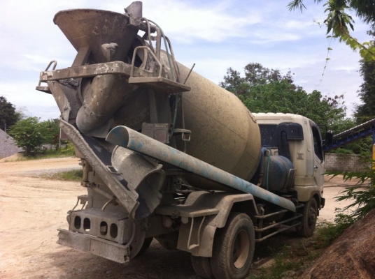 ขายรถมิกซ์ปูน MITSUBISHI เครื่อง 6D17 (3Q)