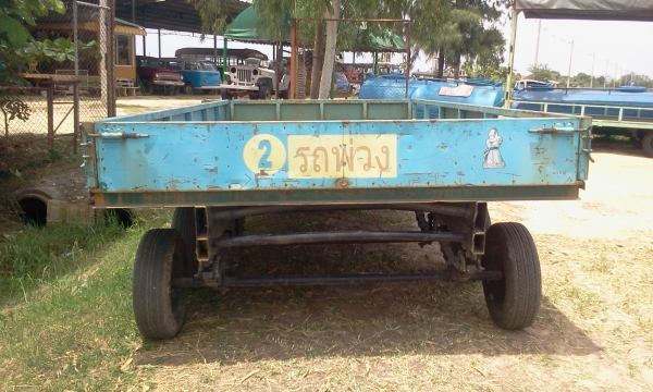 ขายลูกพ่วง 6 ล้อ