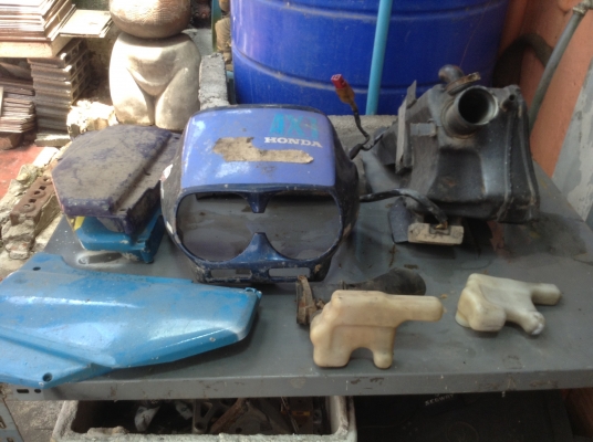 ขายอะไหล่ax1  250cc