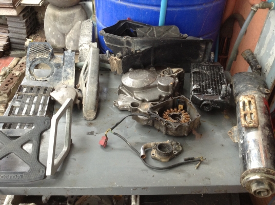 ขายอะไหล่ax1  250cc