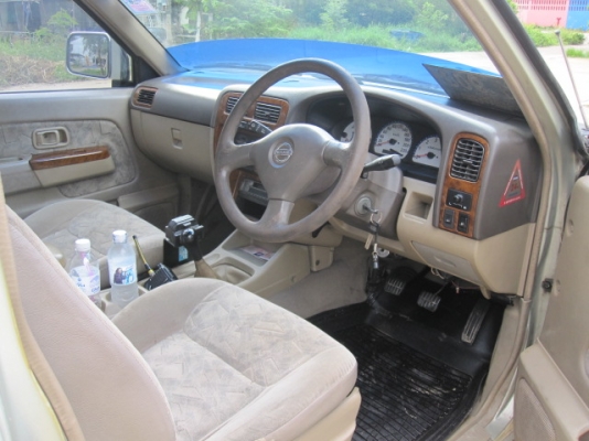 ขายนิสสันฟรอนเทีย กระบะลอย ยกสูงนิดๆ ขายนิสสันฟรอนเทีย กระบะลอย ยกสูงนิดๆ