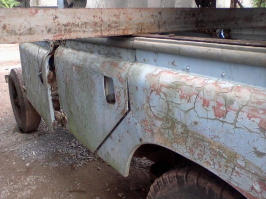 ขายซาก Land Rover S2 ตามสภาพ ไม่มีเครื่อง Nobook ถูกด่วน ขายซาก Land Rover S2 ตามสภาพ ไม่มีเครื่อง Nobook ถูกด่วน