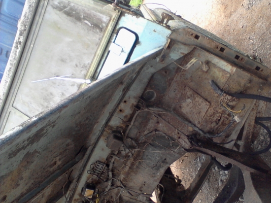 ขายซาก Land Rover S2 ตามสภาพ ไม่มีเครื่อง Nobook ถูกด่วน ขายซาก Land Rover S2 ตามสภาพ ไม่มีเครื่อง Nobook ถูกด่วน