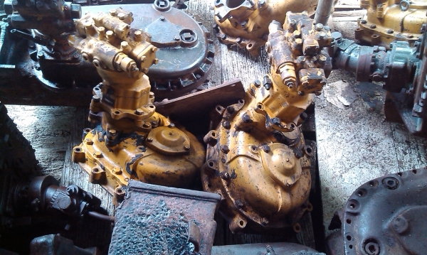 ตัวเดินขนาดเท่า 10 ht ราคา 65000/คู่ โทร 0850853022