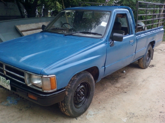 ต้องการขาย  รถกระบะ  ฮีโร่  60000    ปี 28  เครื่องยนต์แน่นมาก ประหยัดน้ำมันจริงๆ  รถวิ่งตรงไม่ส่าย เกียร์ ไม่หอน เข้าง่าย ไฟถอยออก  เอกสารพร้อมโอน ต่อทะเบียนปี 57  เรียบร้อยครับ