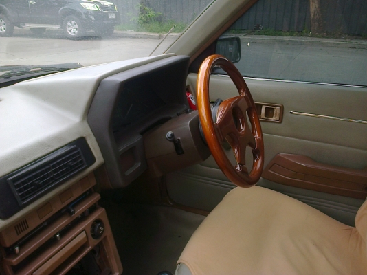 ขายโตโยต้าหน้าแหลมเครื่อง1.8พร้อมใช้