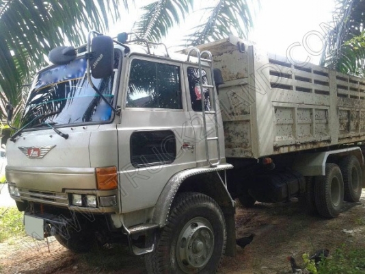 รถบรรทุก 10 ล้อดั๊มพ์  ยี่ห้อ HINO รุ่น FM177LA