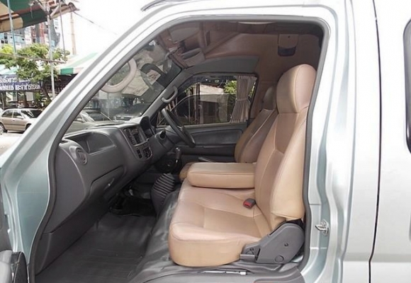 NISSAN - URVAN - GX 3.0 MT ปี2008 มือเดียวออกห้าง จัดไฟแนนว์ได้คะ