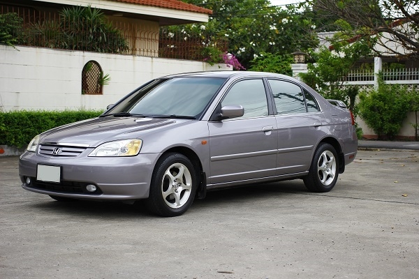 civic  รถสำหรับคนชอบประหยัด รถบ้านมือเดียว