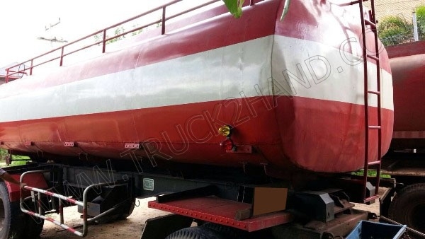 รถบรรทุก 10 ล้อบรรทุกของเหลว  ยี่ห้อ HINO รุ่น FM3MMLD