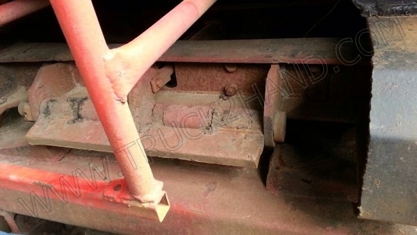 รถบรรทุก 10 ล้อบรรทุกของเหลว  ยี่ห้อ HINO รุ่น FM3MMLD