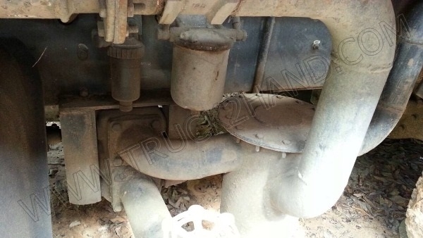 รถบรรทุก 10 ล้อบรรทุกของเหลว  ยี่ห้อ HINO รุ่น FM3MMLD