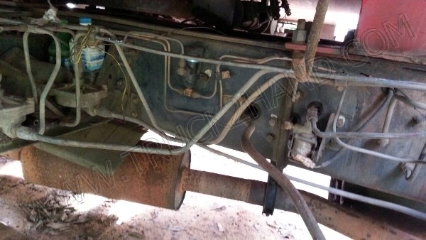 รถบรรทุก 10 ล้อบรรทุกของเหลว  ยี่ห้อ HINO รุ่น FM3MMLD