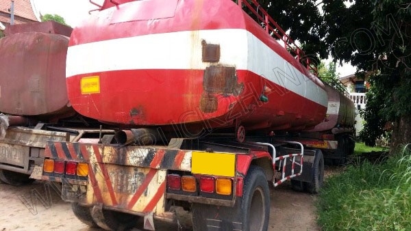 รถบรรทุก 10 ล้อบรรทุกของเหลว  ยี่ห้อ HINO รุ่น FM3MMLD