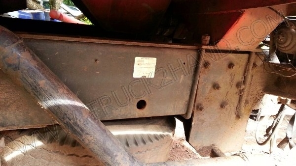 รถบรรทุก 10 ล้อบรรทุกของเหลว  ยี่ห้อ HINO รุ่น FM3MMLD