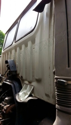 รถบรรทุก 10 ล้อบรรทุกของเหลว  ยี่ห้อ HINO รุ่น FM3MMLD  240 แรงม้า