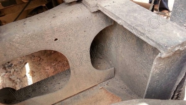 รถบรรทุก 10 ล้อบรรทุกของเหลว  ยี่ห้อ HINO รุ่น FM3MMLD  240 แรงม้า