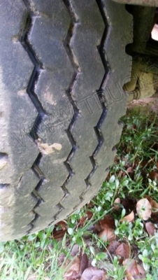 รถบรรทุก 10 ล้อบรรทุกของเหลว  ยี่ห้อ HINO รุ่น FM3MMLD  240 แรงม้า