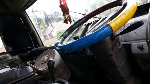 รถบรรทุก 10 ล้อบรรทุกของเหลว ยี่ห้อ HINO รุ่น FM3MMLD 240 แรงม้า รถบรรทุก 10 ล้อบรรทุกของเหลว ยี่ห้อ HINO รุ่น FM3MMLD 240 แรงม้า