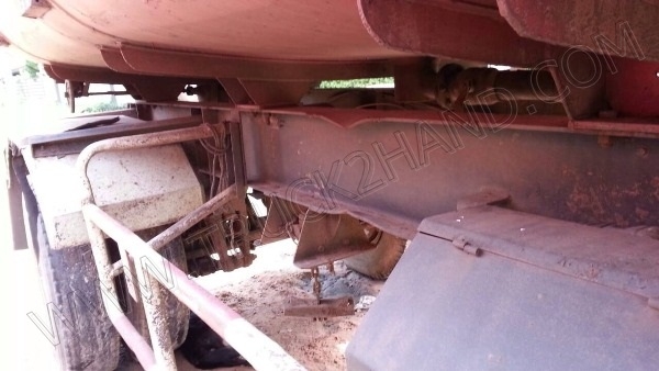 รถบรรทุก 10 ล้อบรรทุกของเหลว ยี่ห้อ HINO รุ่น FM3MMLD 240 แรงม้า รถบรรทุก 10 ล้อบรรทุกของเหลว ยี่ห้อ HINO รุ่น FM3MMLD 240 แรงม้า