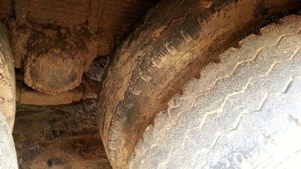 รถบรรทุก 10 ล้อบรรทุกของเหลว ยี่ห้อ HINO รุ่น FM3MMLD 240 แรงม้า รถบรรทุก 10 ล้อบรรทุกของเหลว ยี่ห้อ HINO รุ่น FM3MMLD 240 แรงม้า