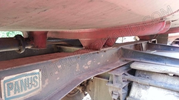 รถบรรทุก 10 ล้อบรรทุกของเหลว ยี่ห้อ HINO รุ่น FM3MMLD 240 แรงม้า รถบรรทุก 10 ล้อบรรทุกของเหลว ยี่ห้อ HINO รุ่น FM3MMLD 240 แรงม้า