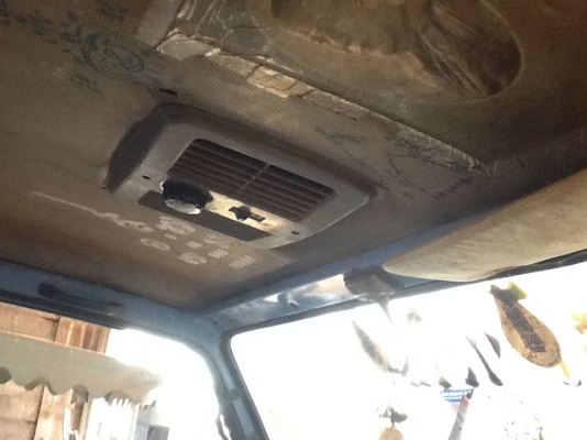 ขายด่วนnpr59l เครื่อง4be1 เครื่องดีแคชชีสวยทะเบียนขาด1ปีหัวต้องเก็บงาน Fหน้าFหลัง ขอขายที่ 265000ครับไม่มีช่างทำครับ