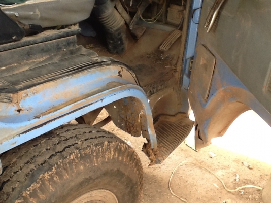 ขายด่วนnpr59l เครื่อง4be1 เครื่องดีแคชชีสวยทะเบียนขาด1ปีหัวต้องเก็บงาน Fหน้าFหลัง ขอขายที่ 265000ครับไม่มีช่างทำครับ