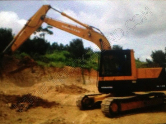 รถแบคโฮ ยี่ห้อ KOMATSU PC120-3